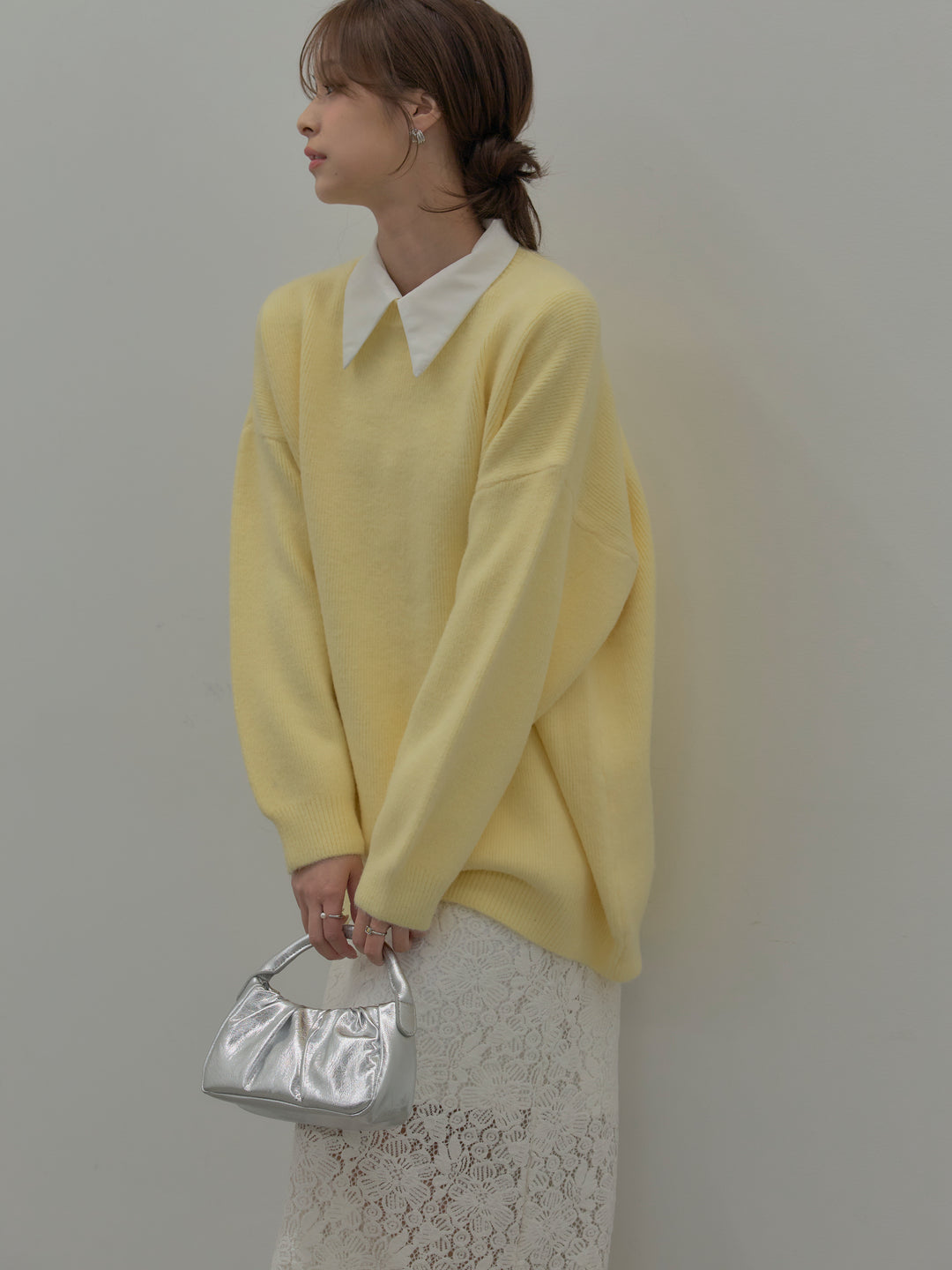 パールボタンサテンシャツ