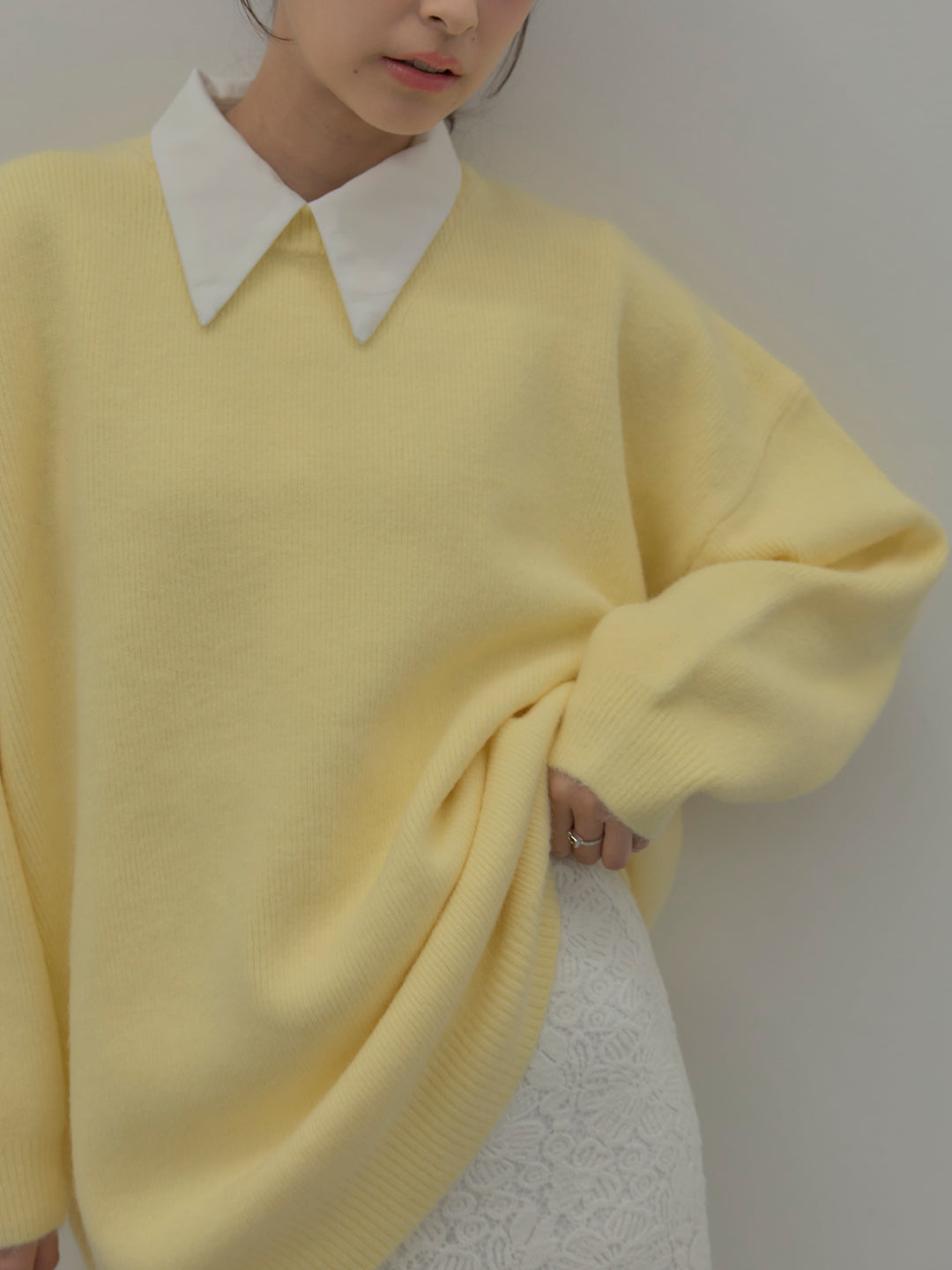 【SET】オーバーサイズニットプルオーバー+パールボタンサテンシャツ+フラワーベロアレースAラインスカート(3set)