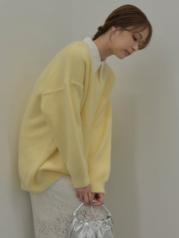 【SET】オーバーサイズニットプルオーバー+パールボタンサテンシャツ+フラワーベロアレースAラインスカート(3set)