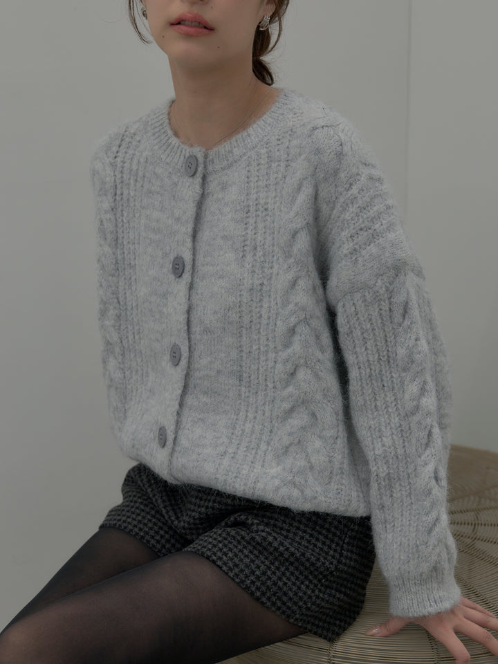 肉厚ケーブル編みニットカーディガン