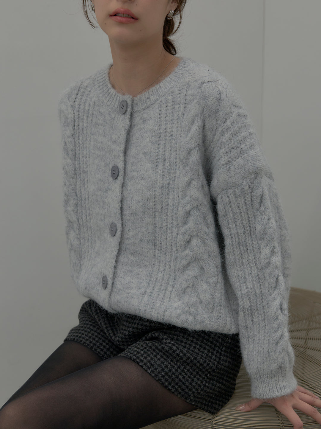 【SET】肉厚ケーブル編みニットカーディガン+千鳥格子ウールタッチショートパンツ(2set)