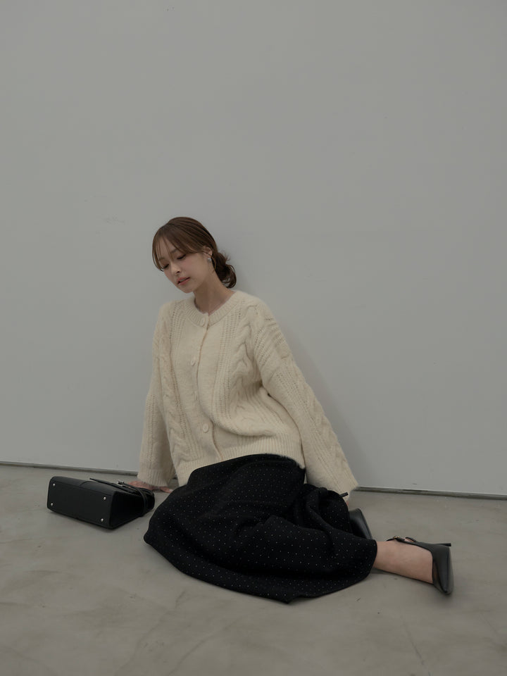 肉厚ケーブル編みニットカーディガン