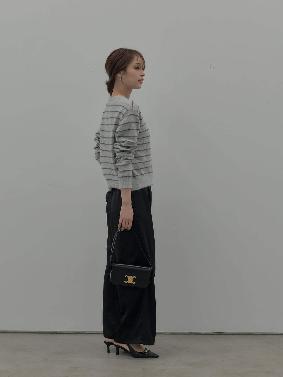 【SET】【premium touch】アルパカタッチボーダーニットカーディガン+【Essential】センタープレスサテンパンツ(2set)