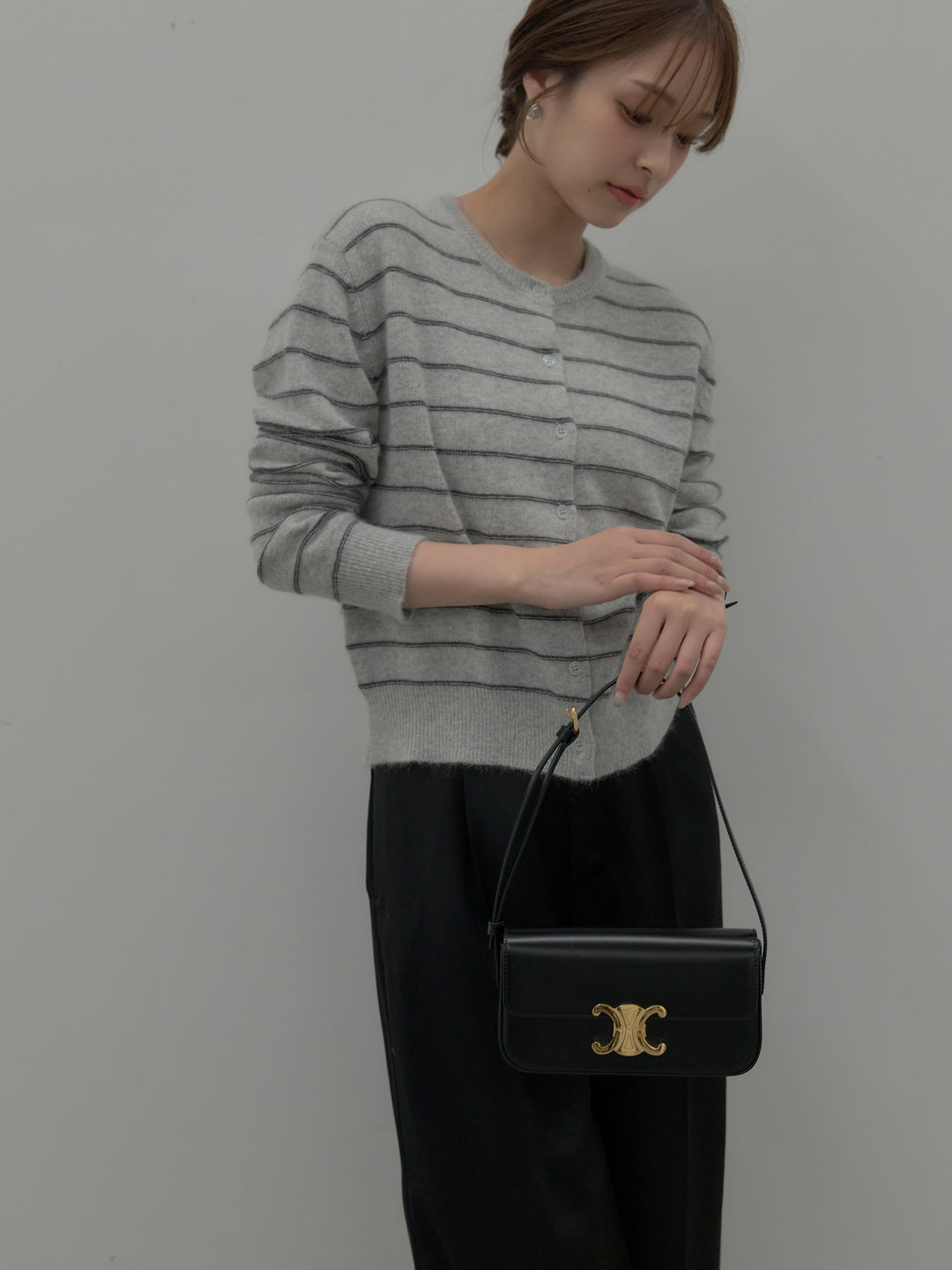 【SET】【premium touch】アルパカタッチボーダーニットカーディガン+【Essential】センタープレスサテンパンツ(2set)