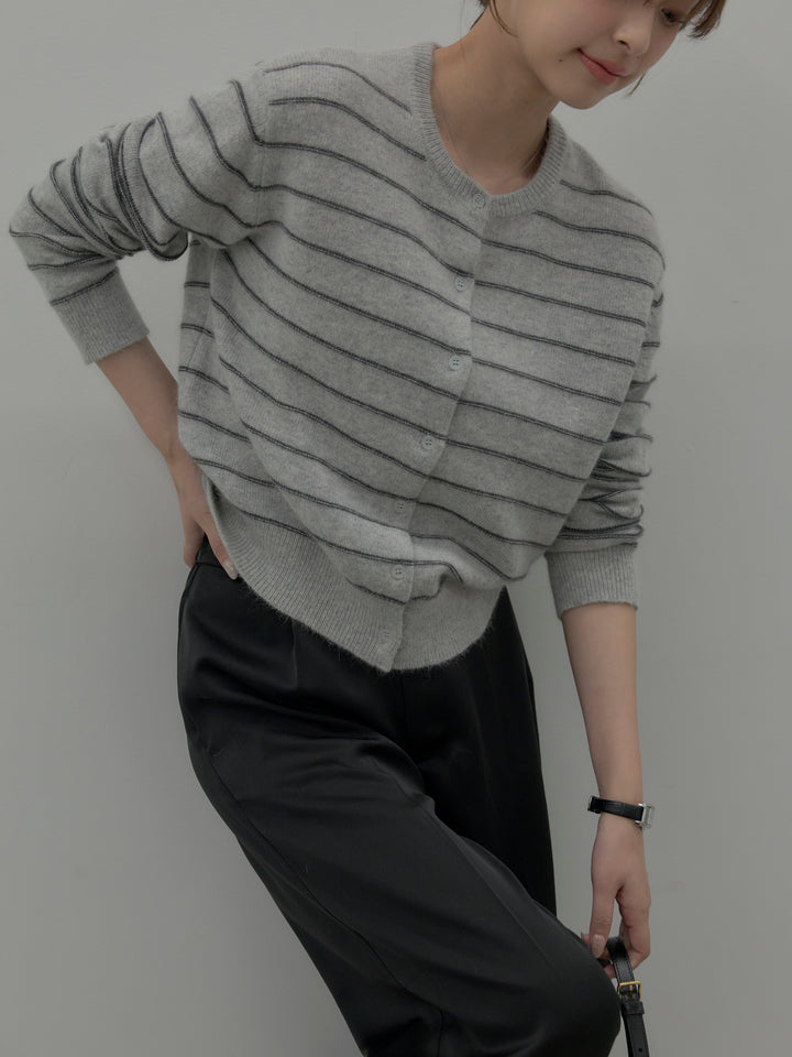 【SET】【premium touch】アルパカタッチボーダーニットカーディガン+【Essential】センタープレスサテンパンツ(2set)