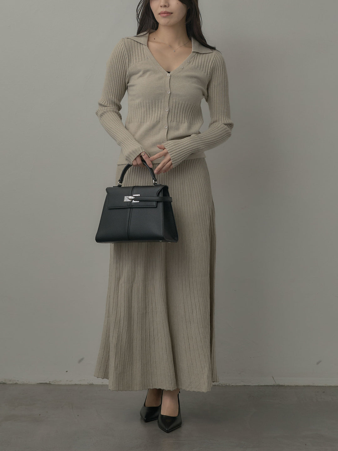 デザインリブポロ襟ニットトップス&ロングスカートSET UP