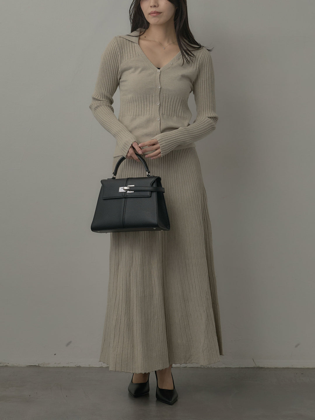 デザインリブポロ襟ニットトップス&ロングスカートSET UP