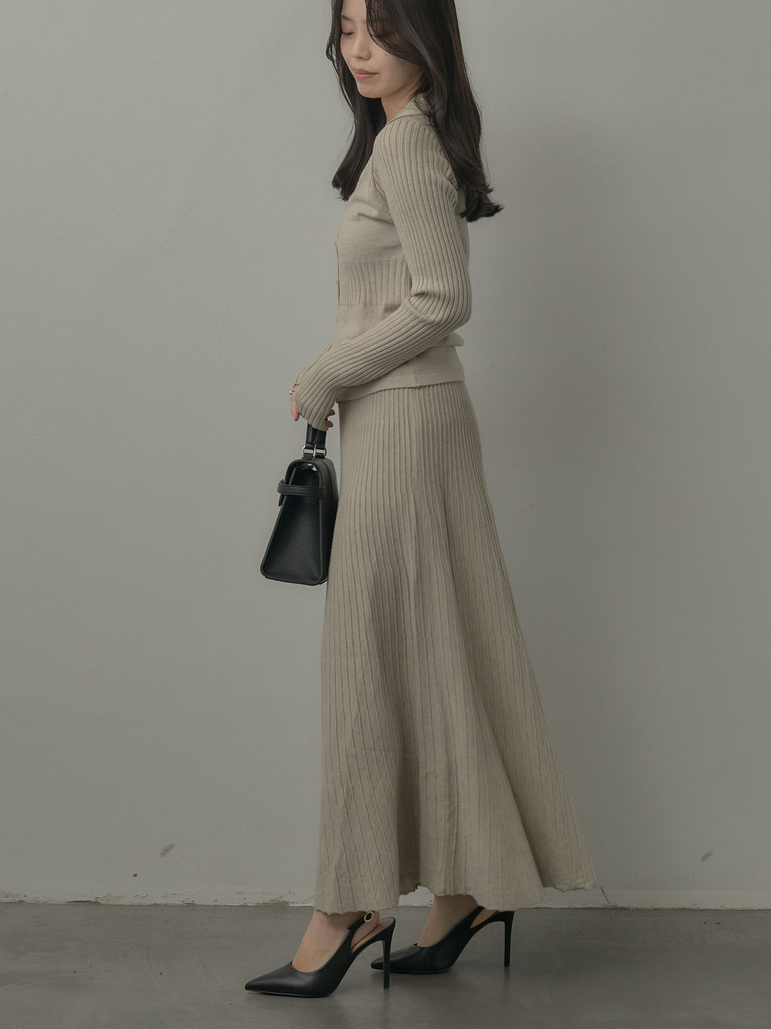 デザインリブポロ襟ニットトップス&ロングスカートSET UP