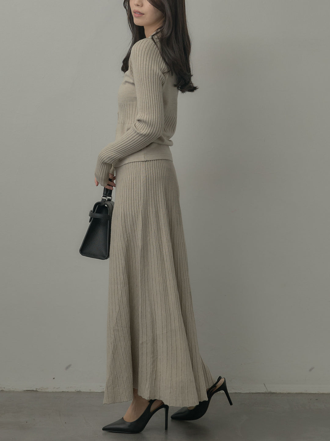 デザインリブポロ襟ニットトップス&ロングスカートSET UP