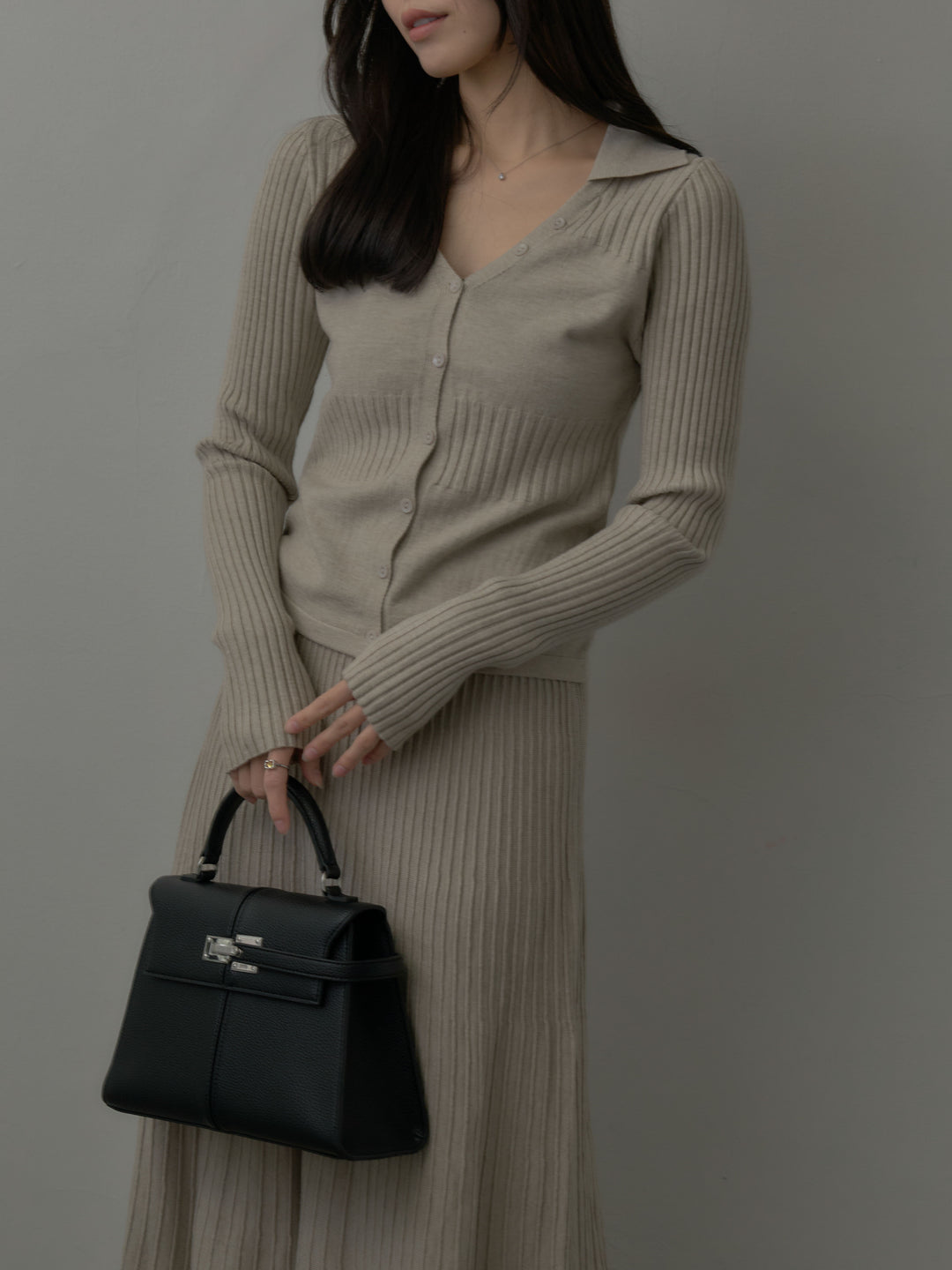 デザインリブポロ襟ニットトップス&ロングスカートSET UP