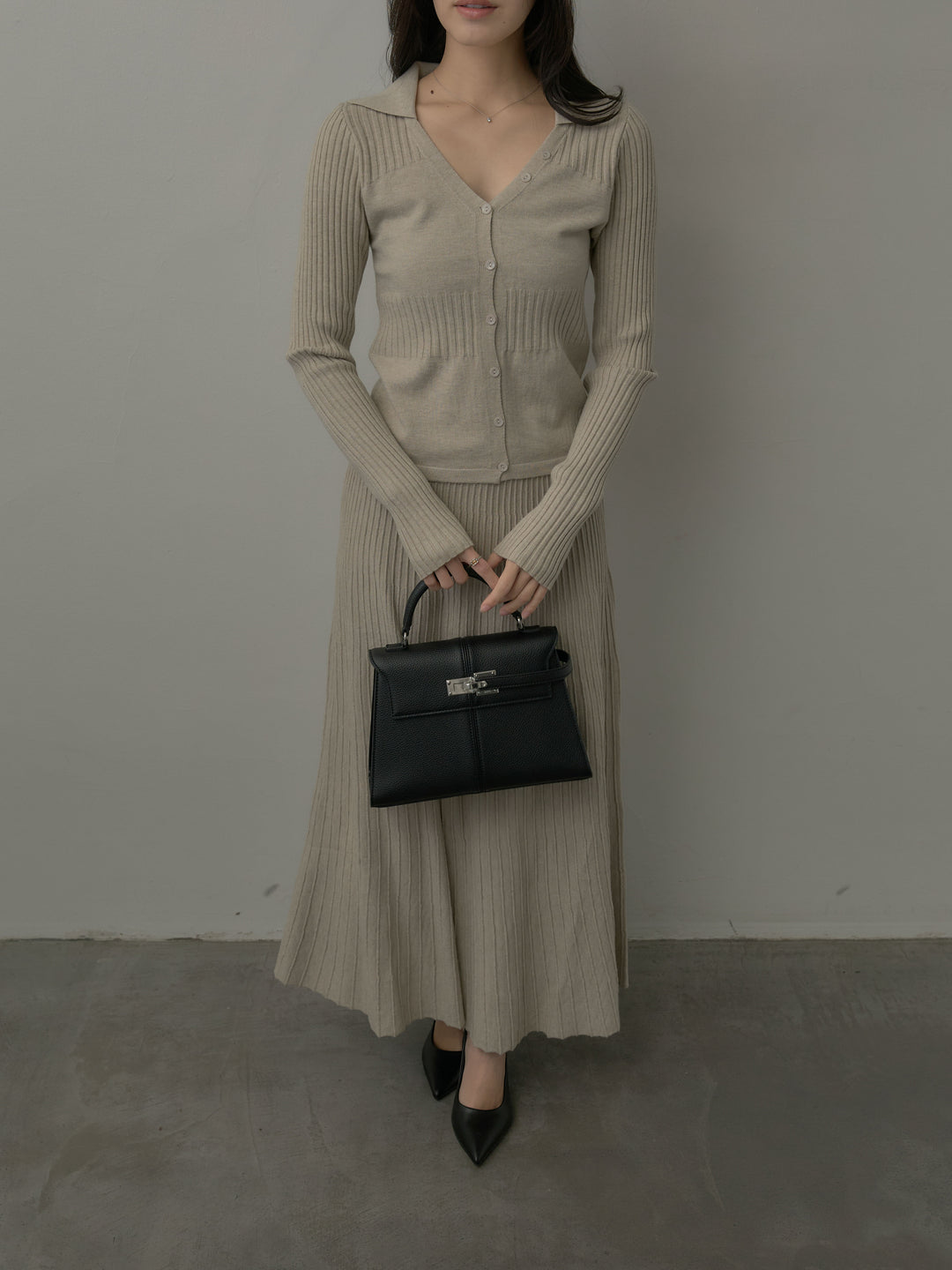 デザインリブポロ襟ニットトップス&ロングスカートSET UP