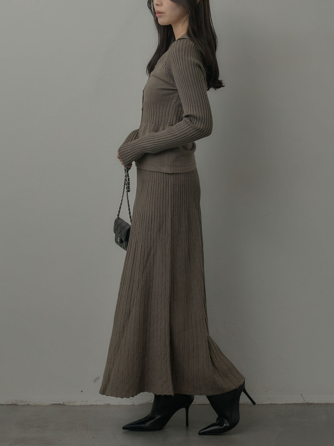 デザインリブポロ襟ニットトップス&ロングスカートSET UP