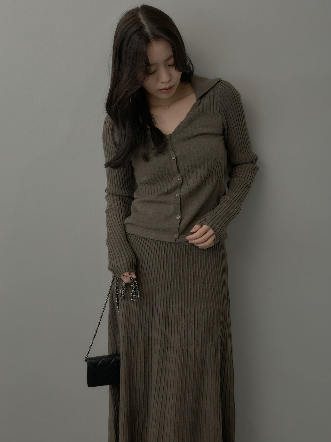 デザインリブポロ襟ニットトップス&ロングスカートSET UP