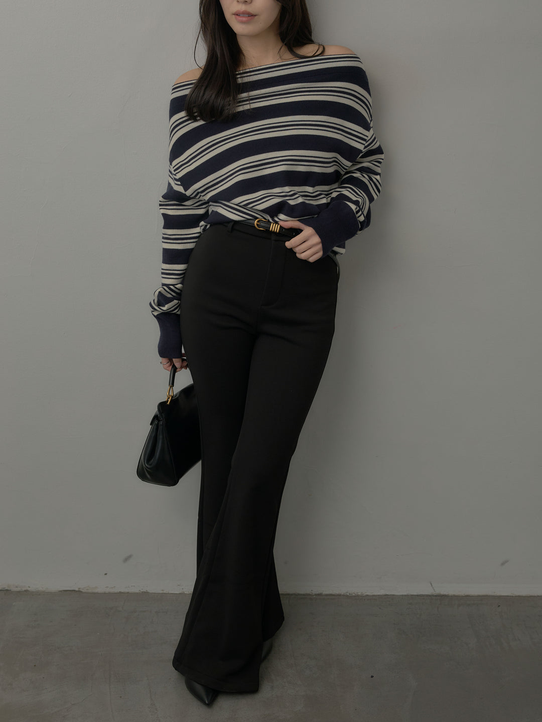 ストレッチフレアパンツ