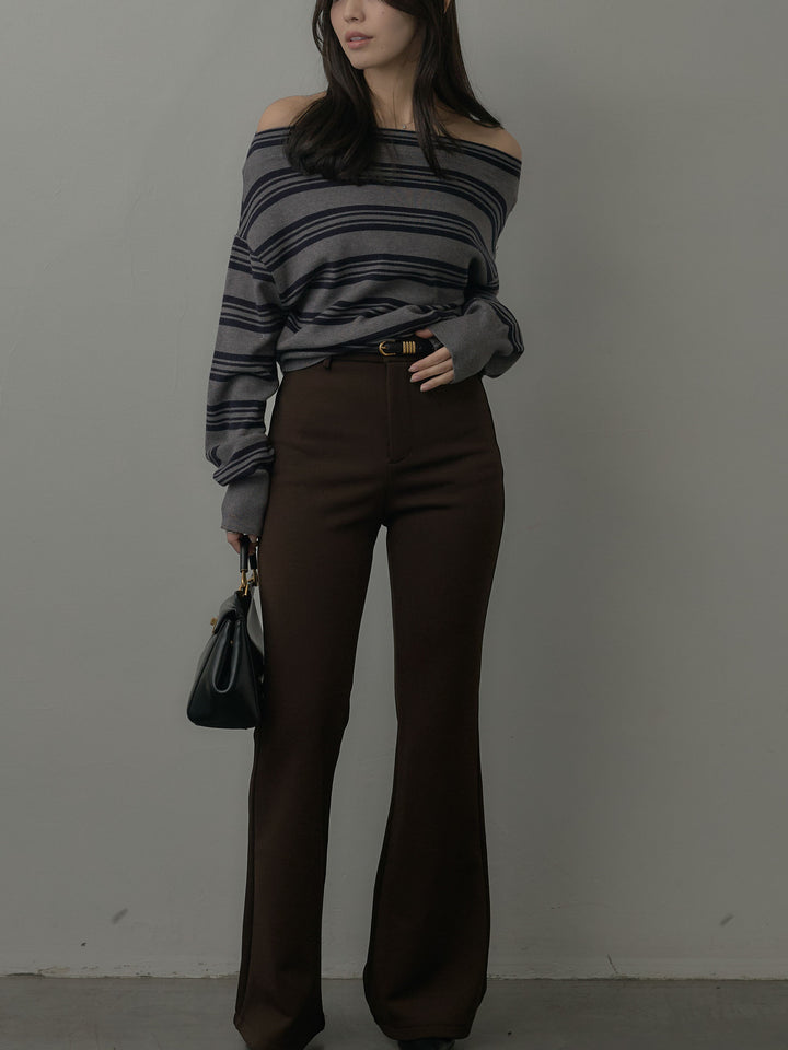 ストレッチフレアパンツ