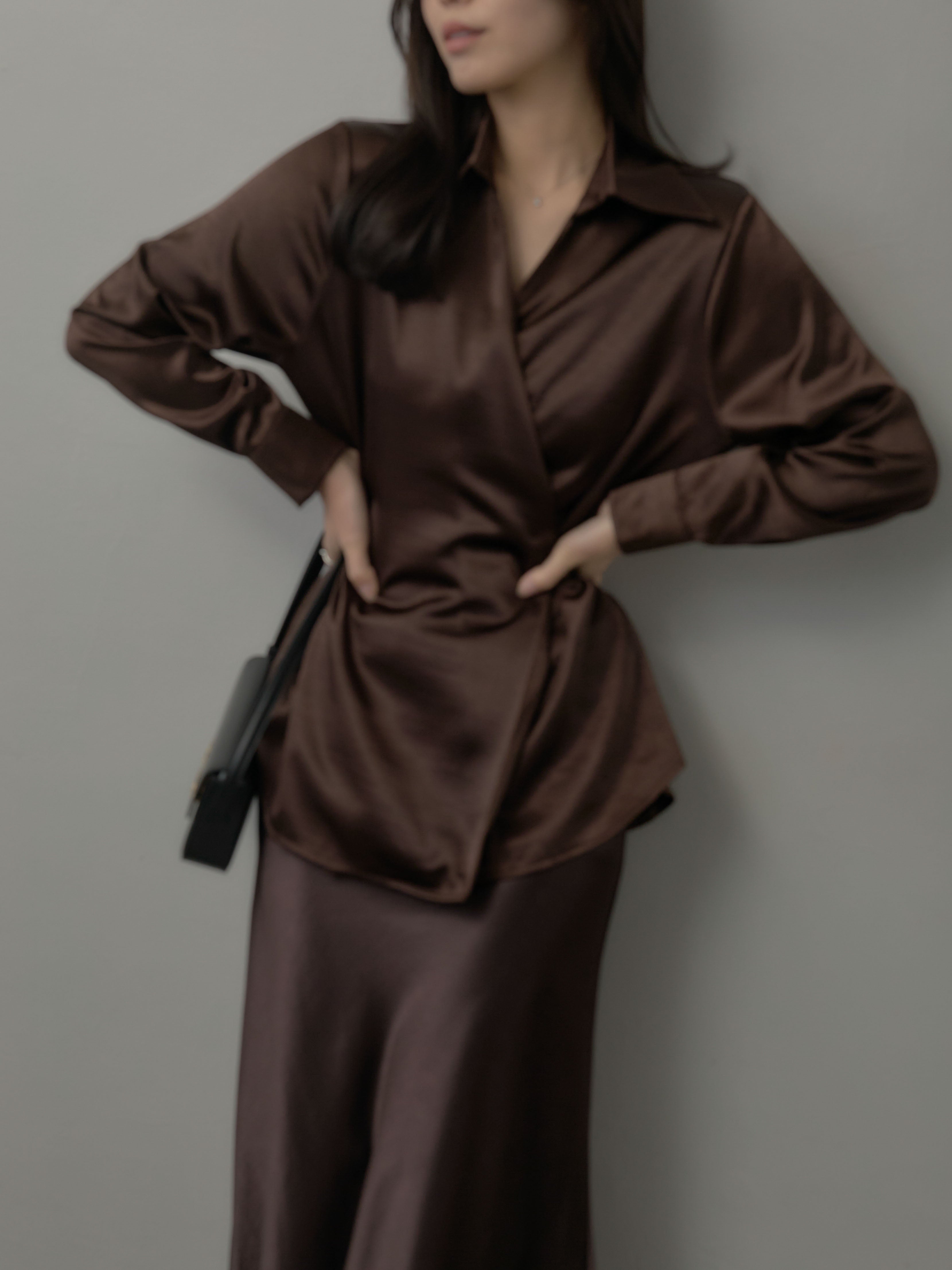 SET】ウエストベルトサテンVネックシャツ+ナローAラインサテンスカート