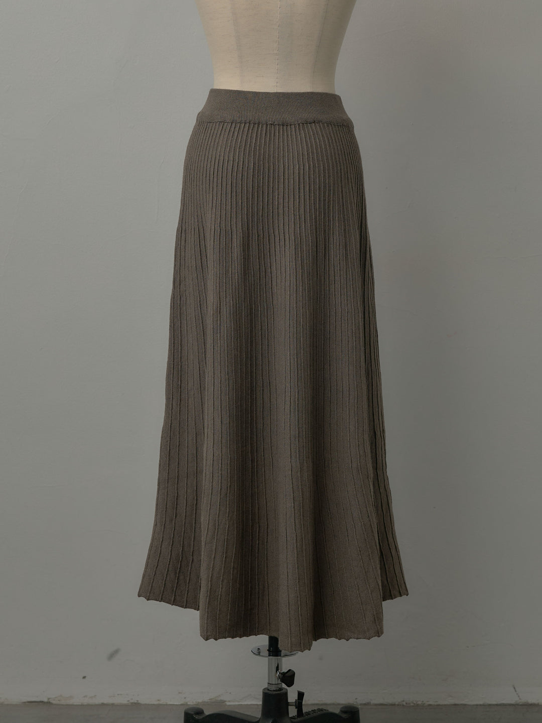 デザインリブポロ襟ニットトップス&ロングスカートSET UP