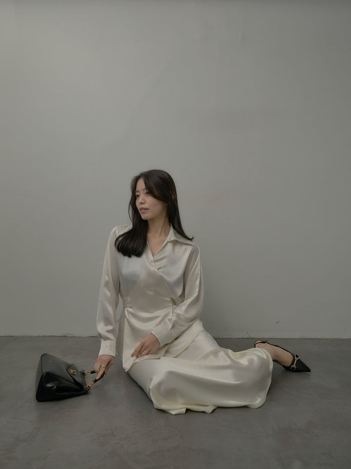 【SET】ウエストベルトサテンVネックシャツ+ナローAラインサテンスカート(2set)