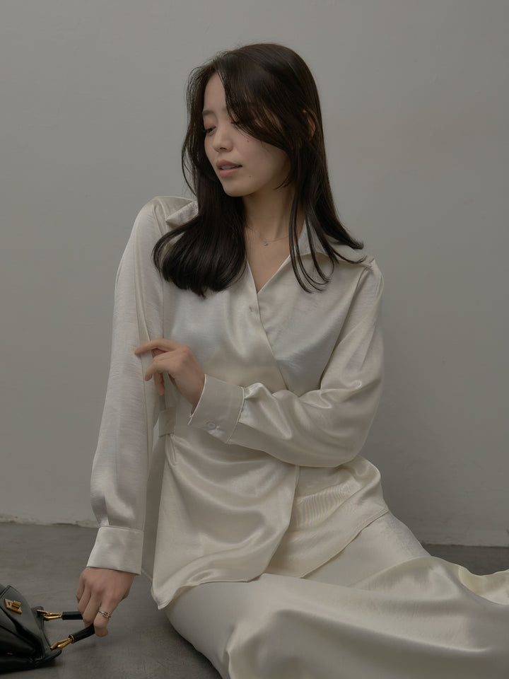 ウエストベルトサテンVネックシャツ