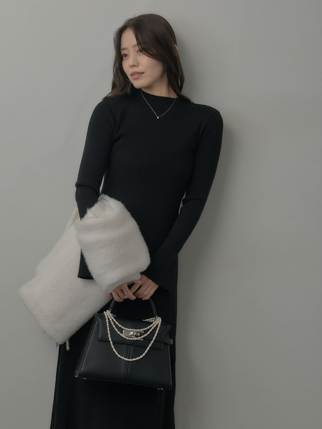 プチネックロングリブニットワンピース