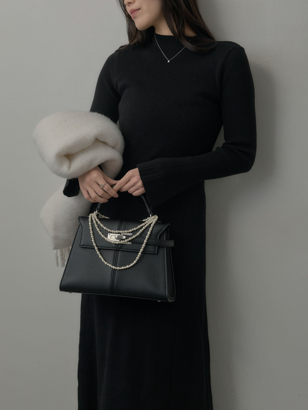 プチネックロングリブニットワンピース