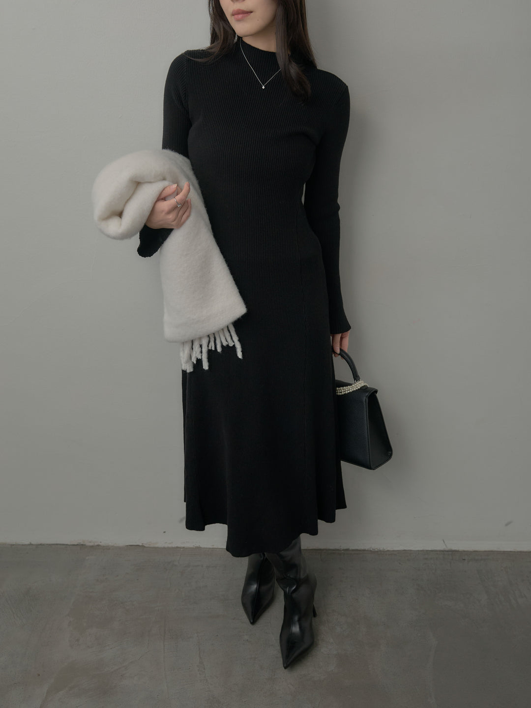 プチネックロングリブニットワンピース