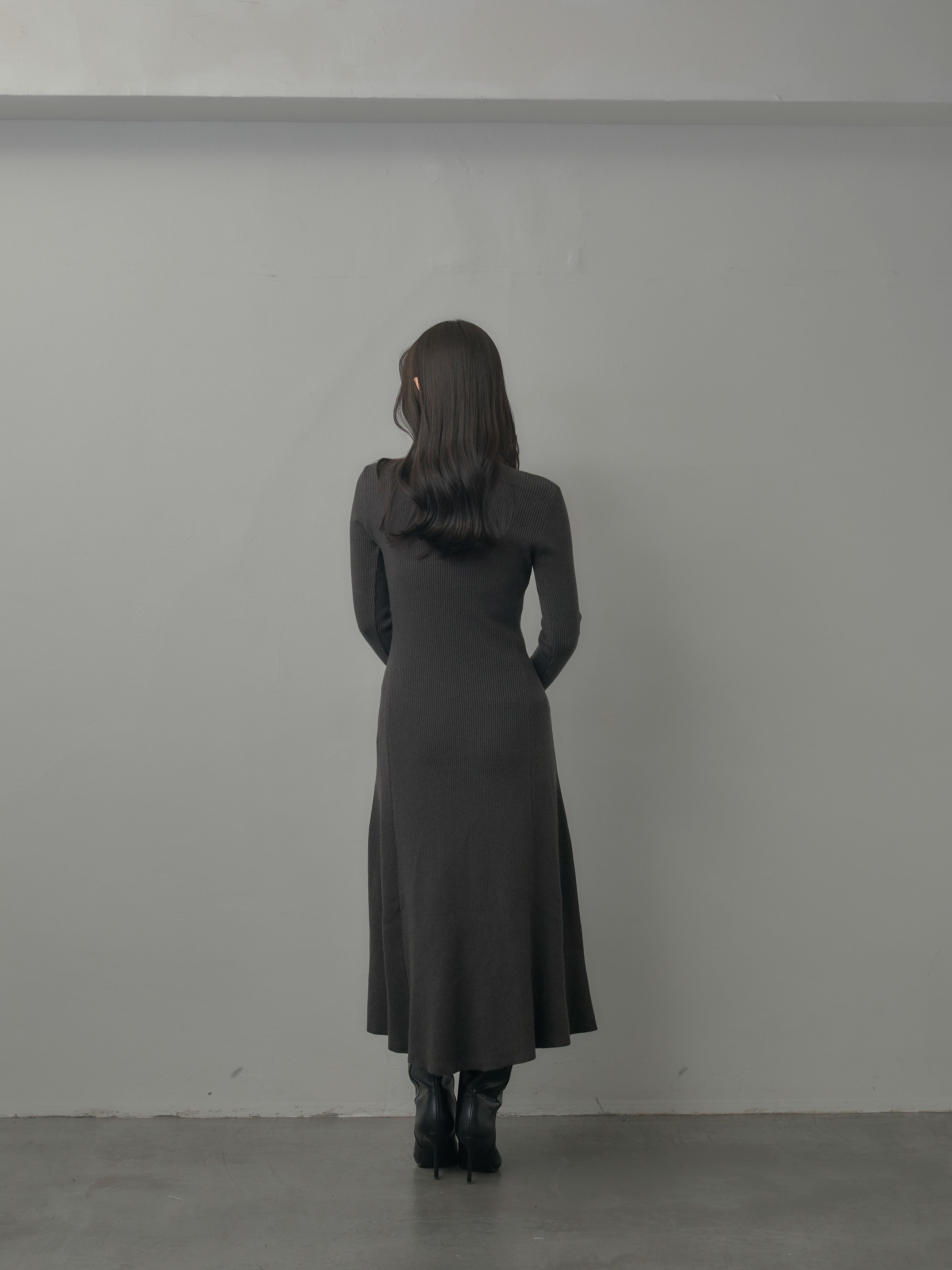 プチネックロングリブニットワンピース – nairo