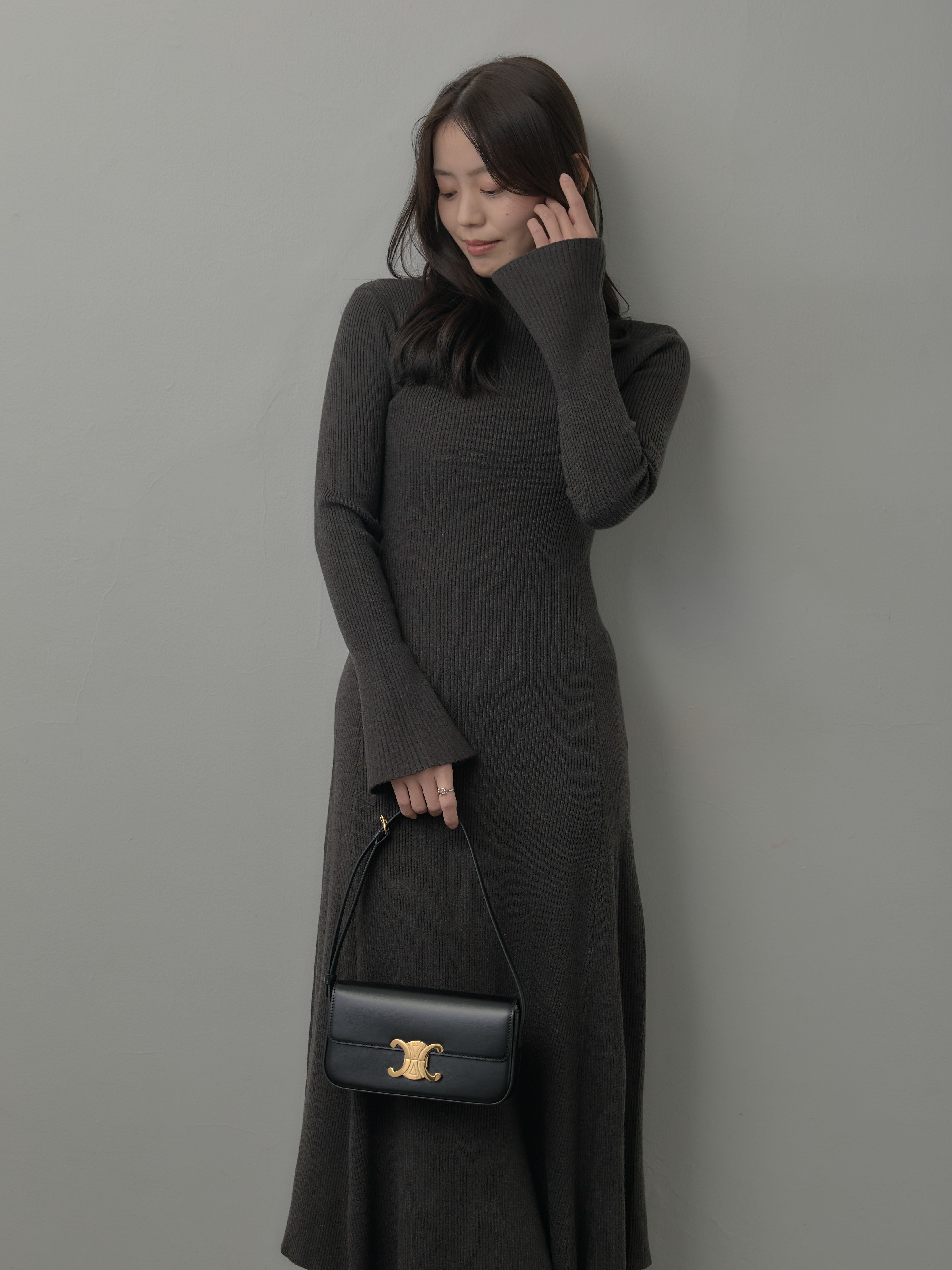 プチネックロングリブニットワンピース – nairo