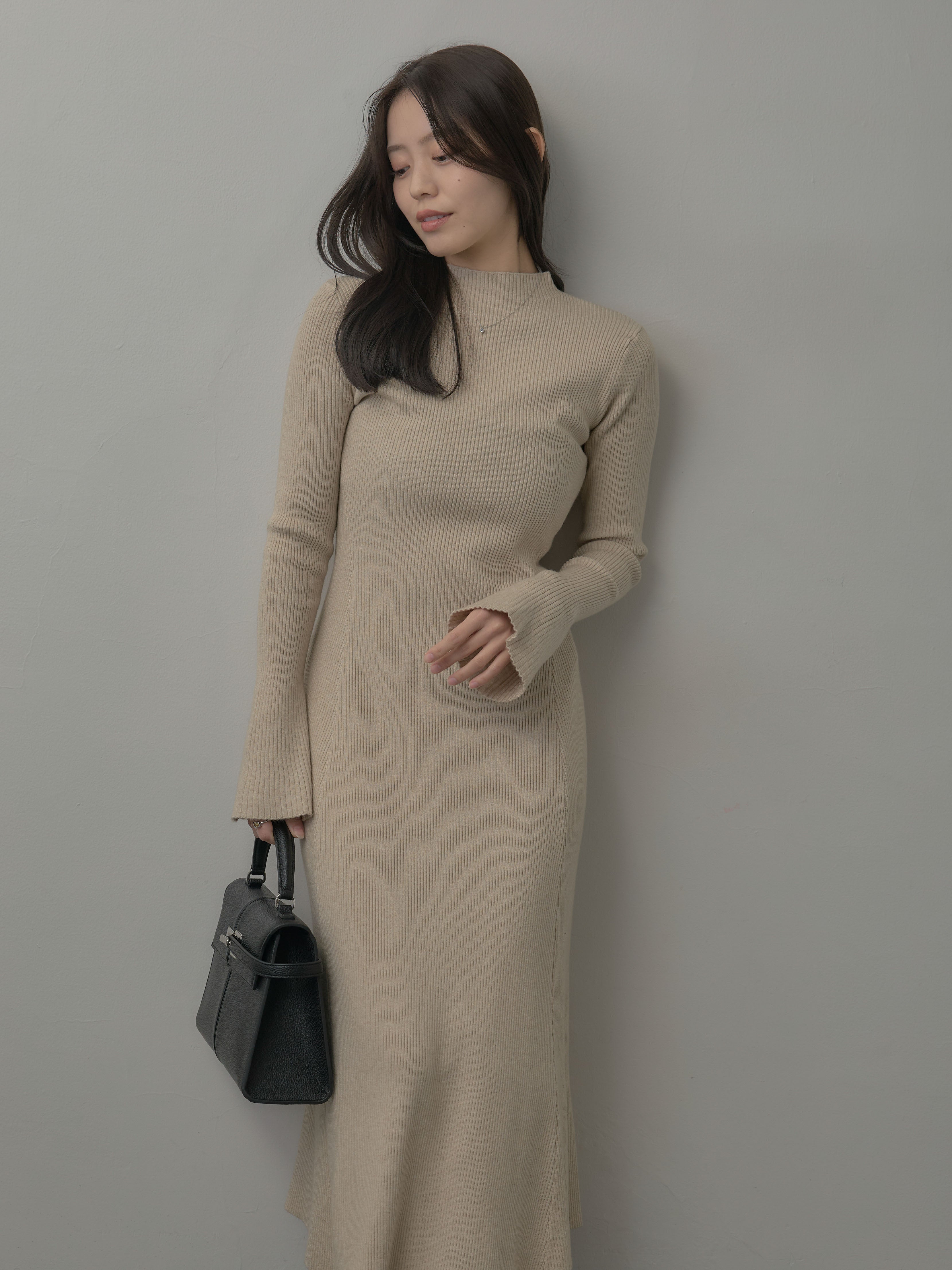 プチネックロングリブニットワンピース – nairo