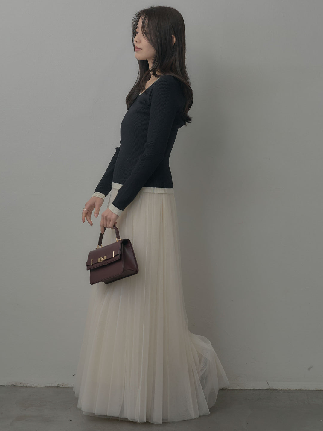 【SET】配色ラウンドネックニットトップス+ボリュームチュールスカート(2set)