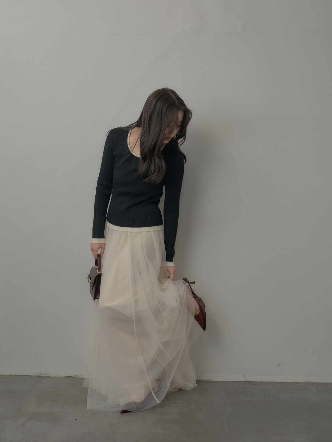 【SET】配色ラウンドネックニットトップス+ボリュームチュールスカート(2set)