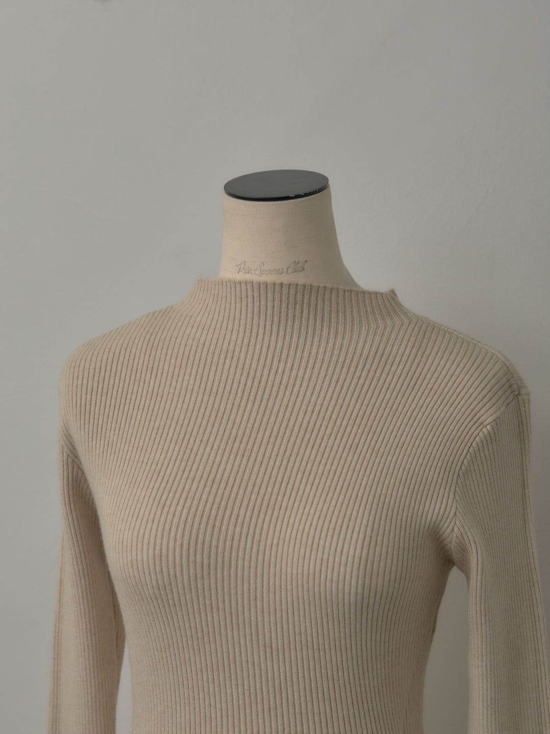 プチネックロングリブニットワンピース