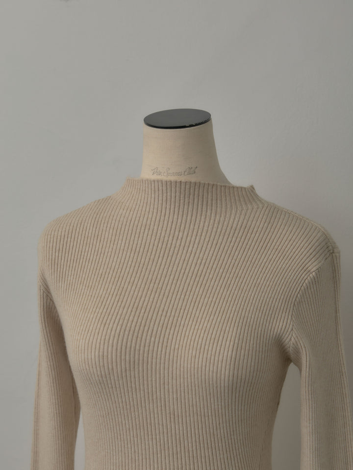 プチネックロングリブニットワンピース