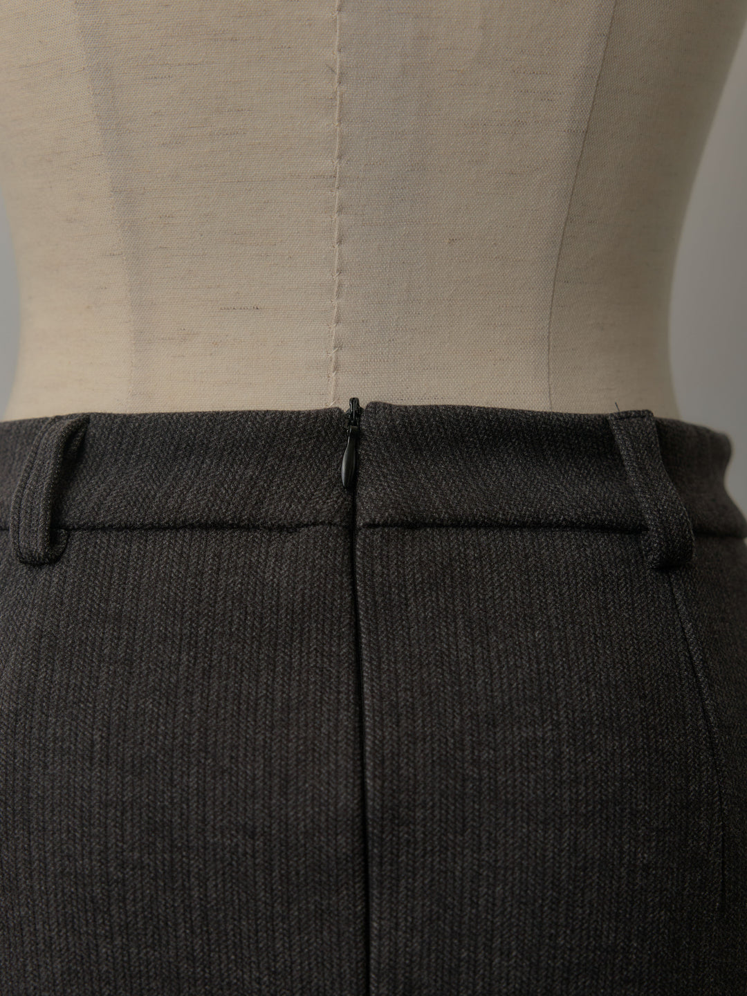 ウールタッチフロントポケットデザインIラインスカート