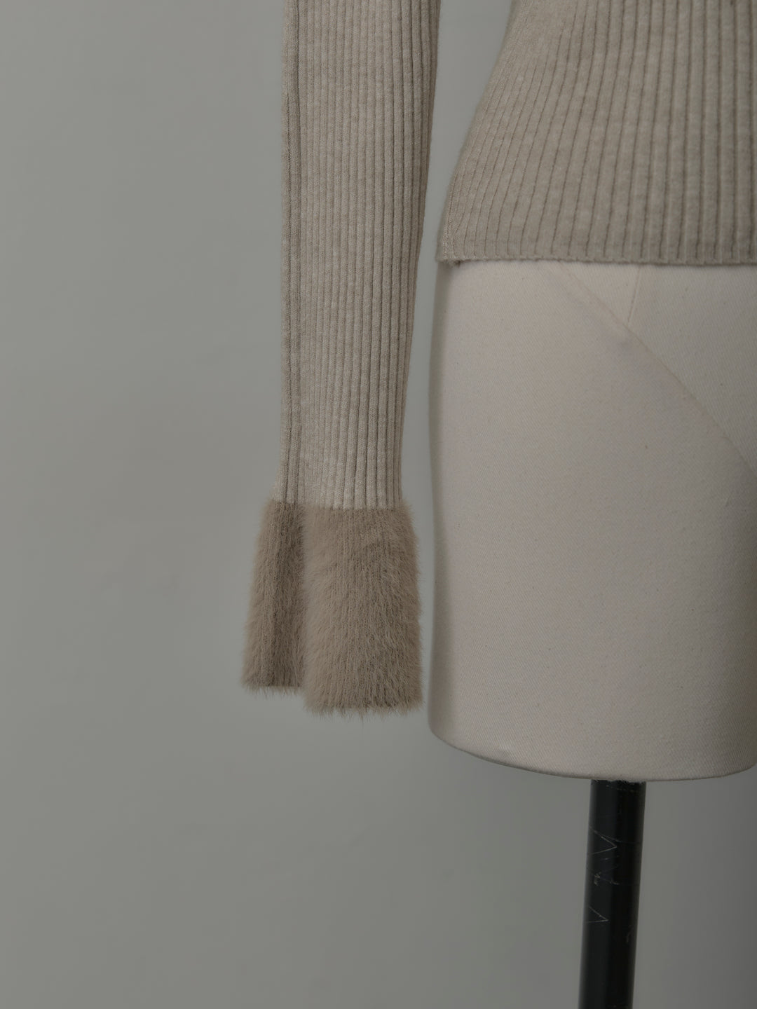 シャギー襟リブニットポロトップス