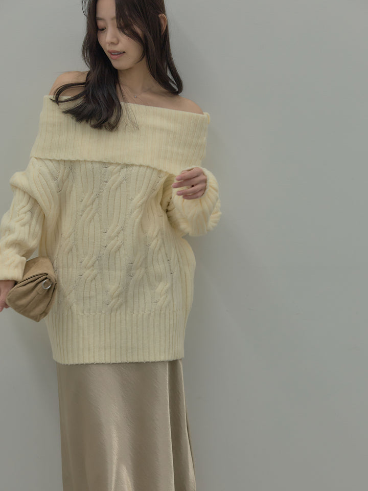 ケーブル編みルーズオフショルニットプルオーバー