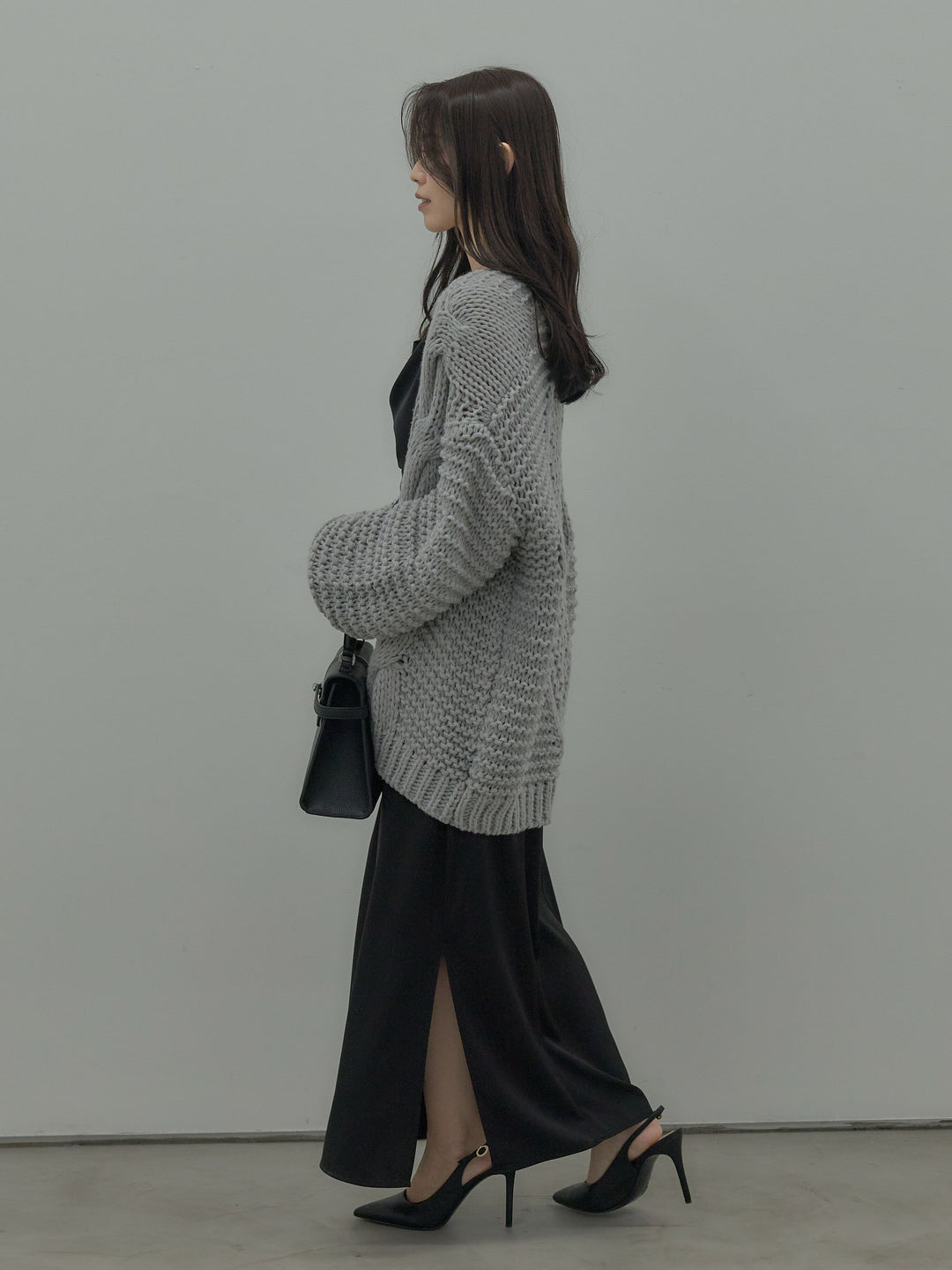 【SET】   ローゲージ編みニットカーディガン+【Essential】サテンドレープキャミワンピ(2set)