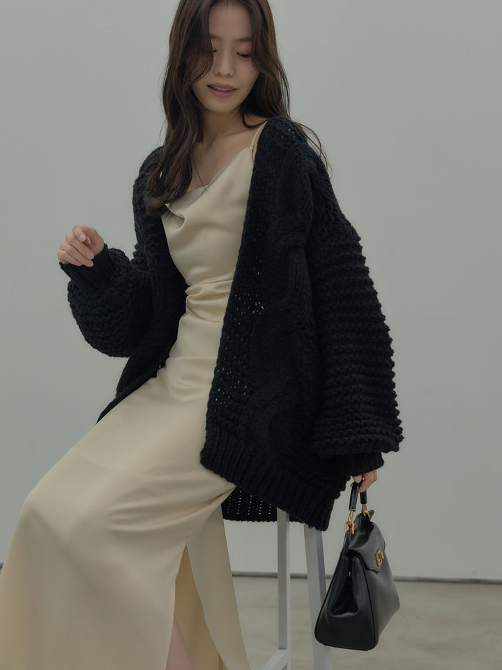 ローゲージ編みニットカーディガン