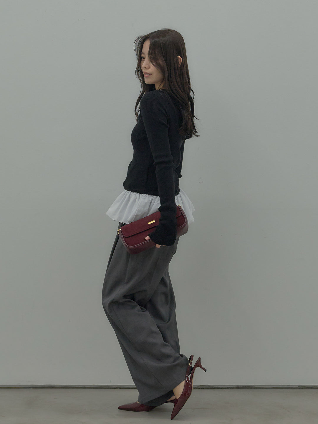 タックワイドパンツ