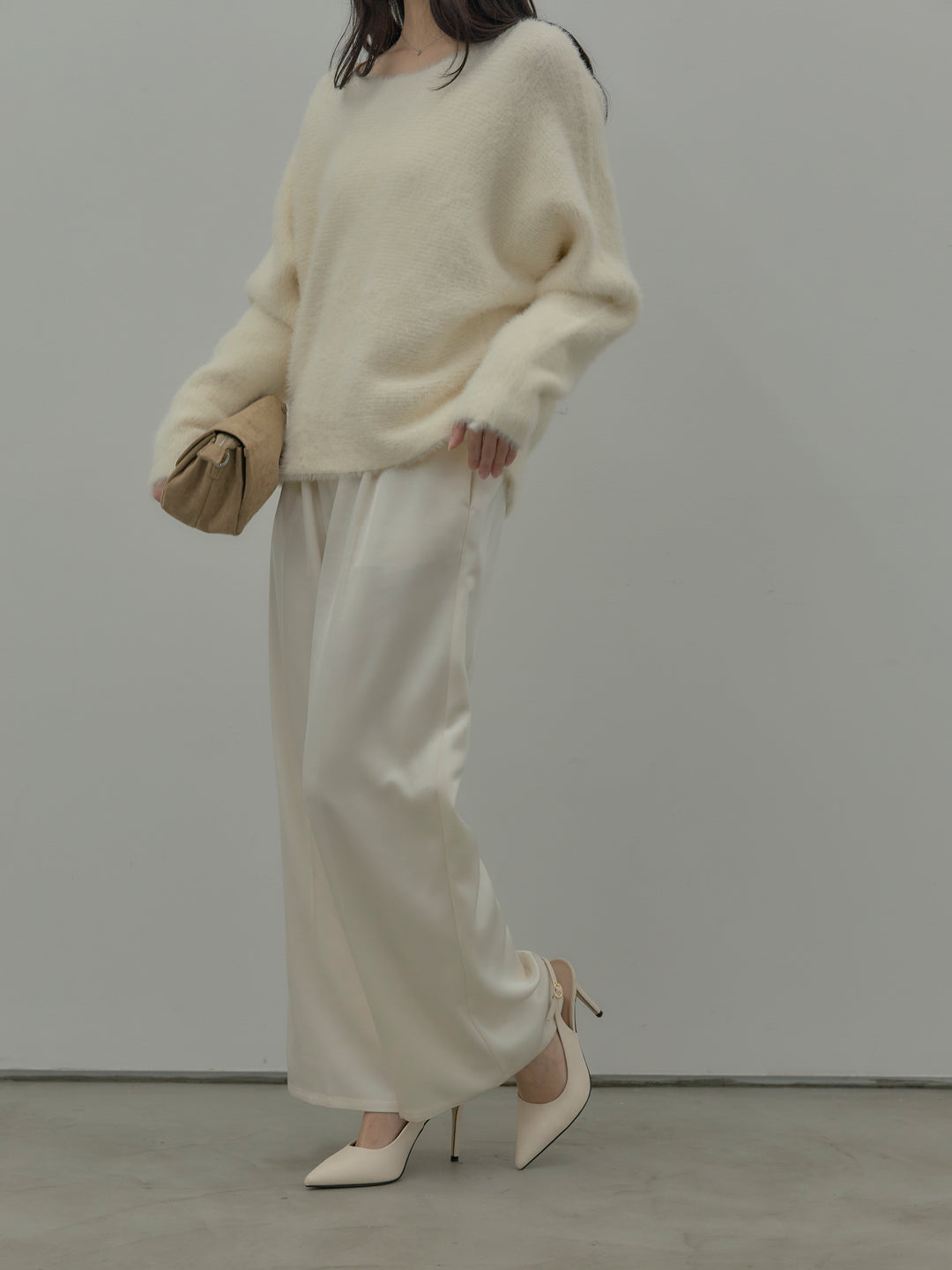 【Essential】センタープレスサテンパンツ