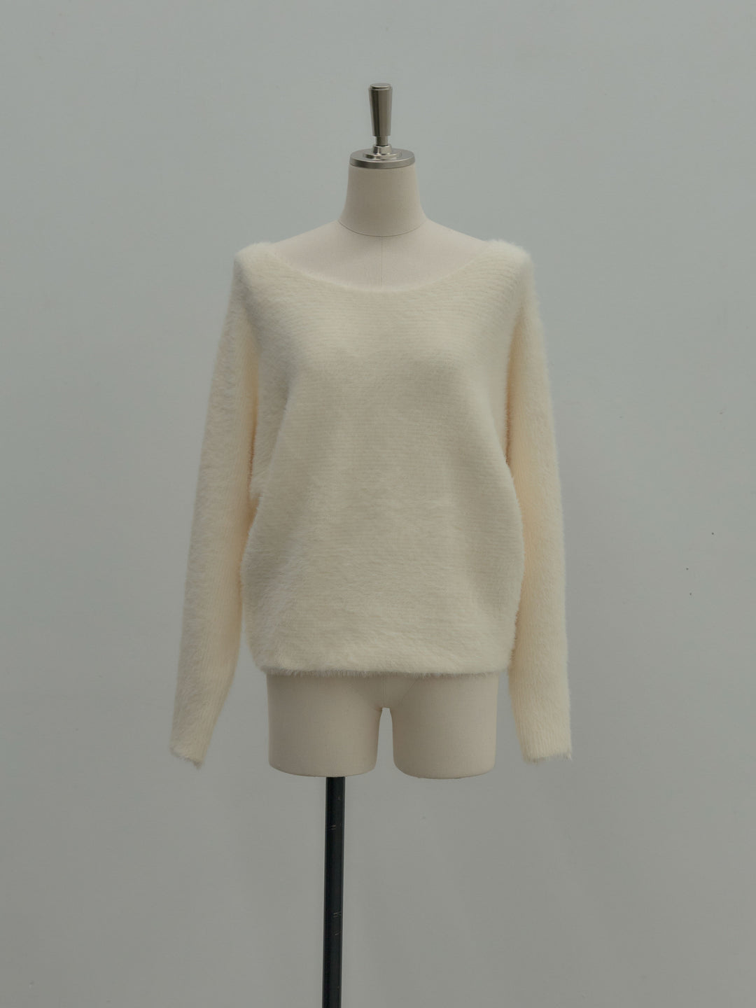 ラウンドネックシャギーニットトップス