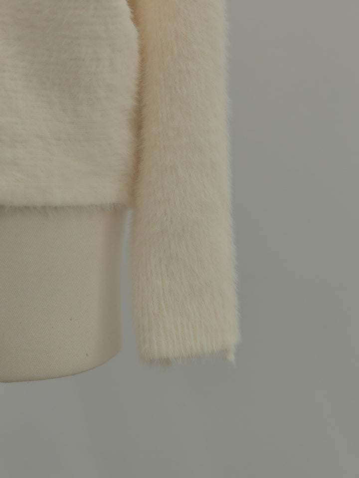 ラウンドネックシャギーニットトップス