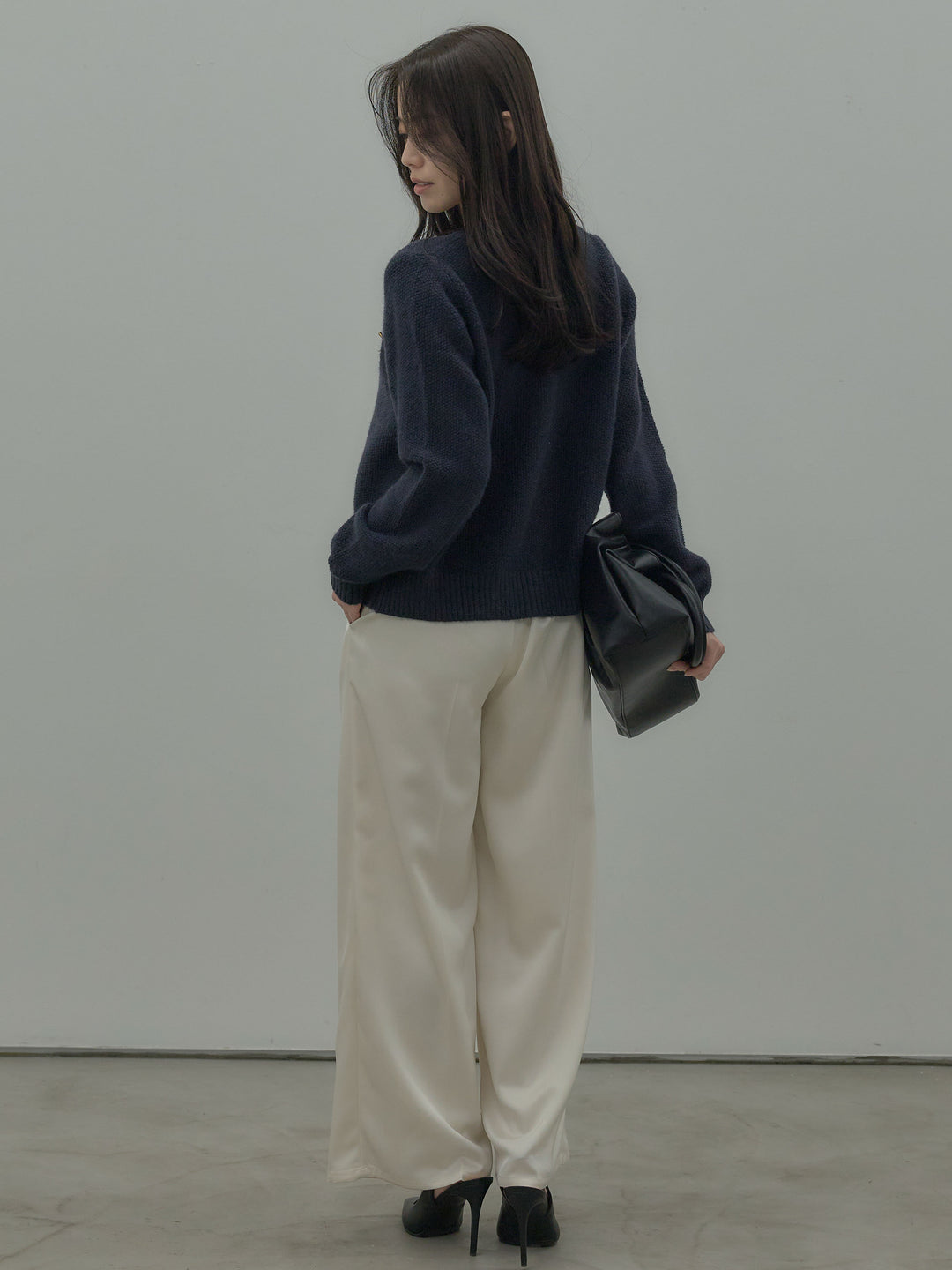 ゴールドボタンニットカーディガン