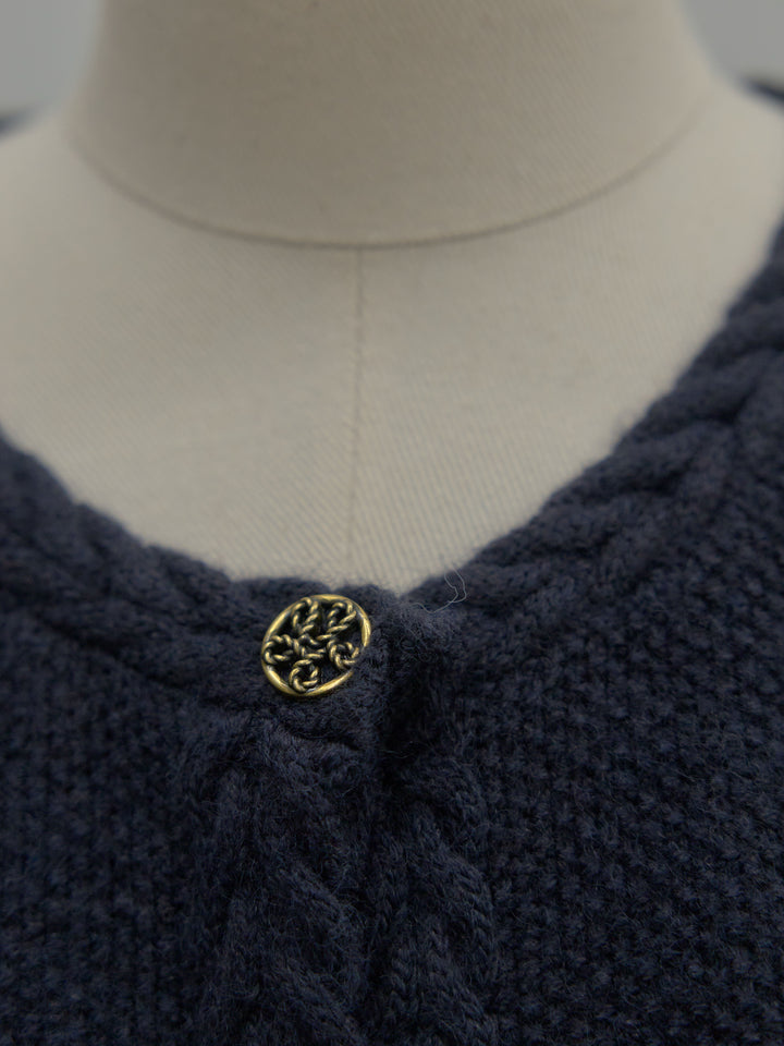 ゴールドボタンニットカーディガン