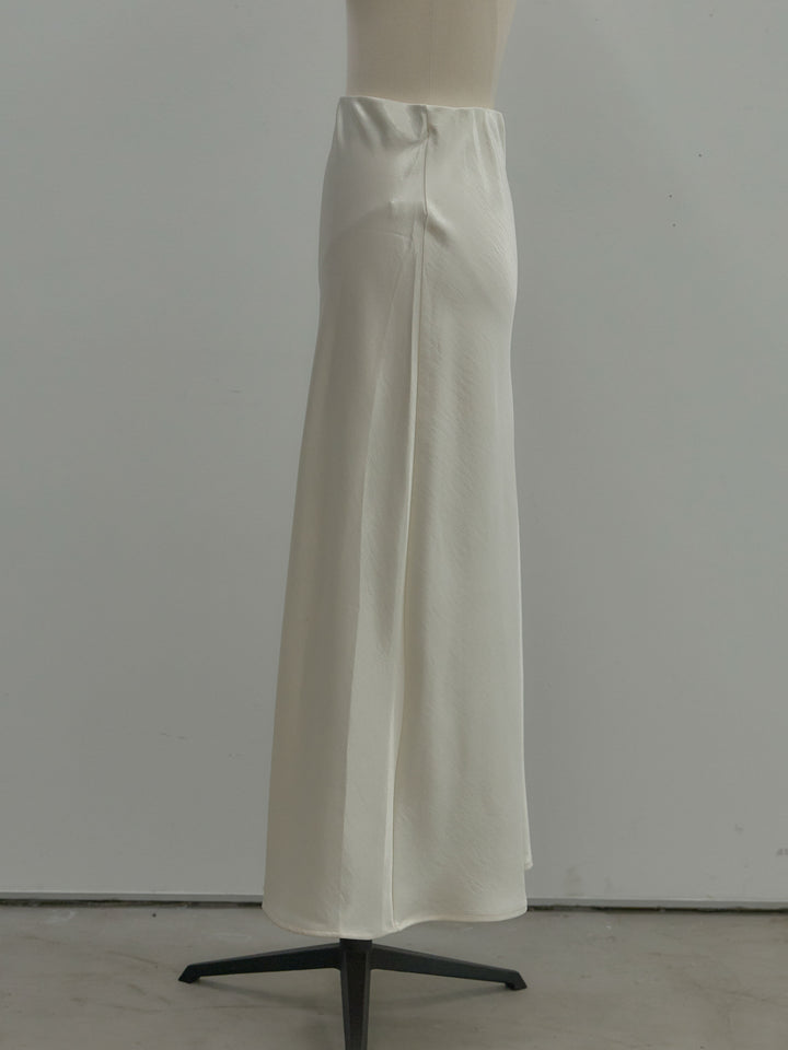 リュクスAラインサテンスカート
