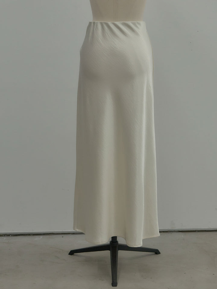 リュクスAラインサテンスカート