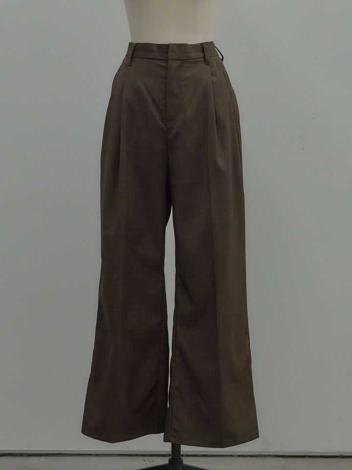 タックワイドパンツ