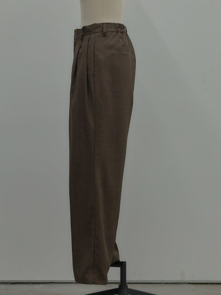 タックワイドパンツ