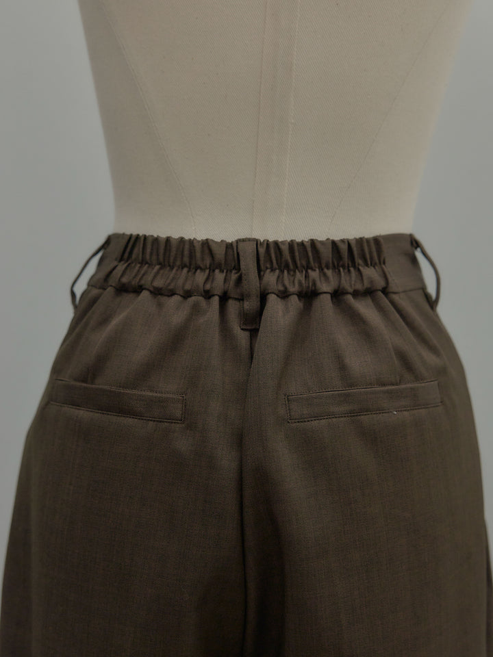 タックワイドパンツ