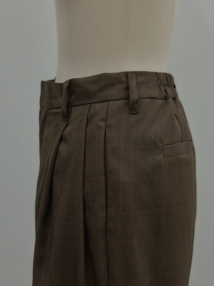 タックワイドパンツ